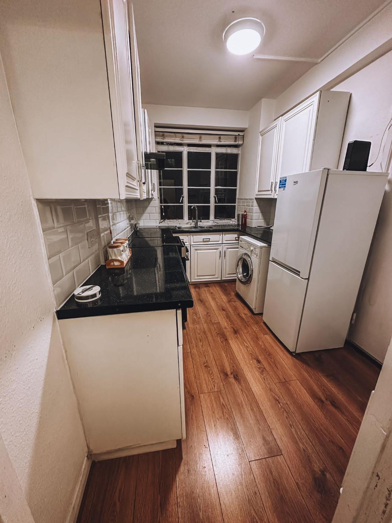 Cosy 2 Bedroom Apartment In Swiss Cottage. London Exterior photo